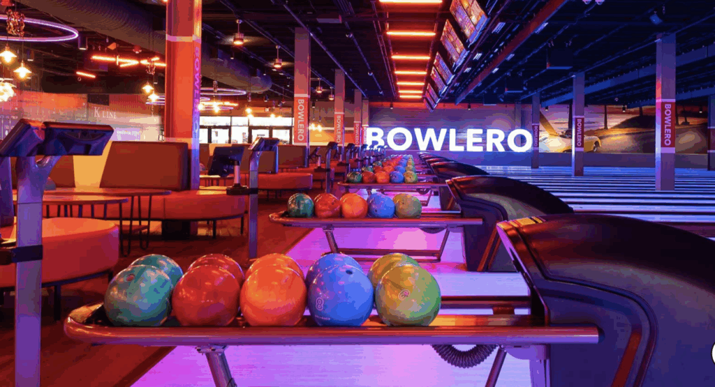 image of a bowling alley in chandler az called Bowlero